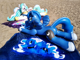 Worship the Moon - inflatable pony by Kilian